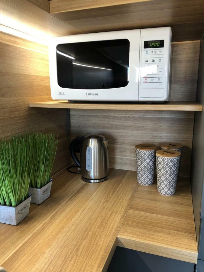 Family & Business Sauna Apartments Rynek Centrum Downtown - 2 Bedroom With Private Sauna, Balcony, Parking Kielce Ngoại thất bức ảnh