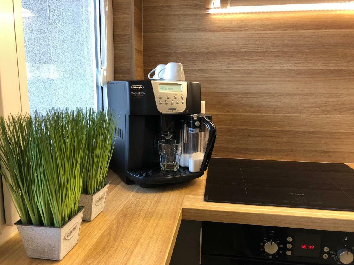 Family & Business Sauna Apartments Rynek Centrum Downtown - 2 Bedroom With Private Sauna, Balcony, Parking Kielce Ngoại thất bức ảnh