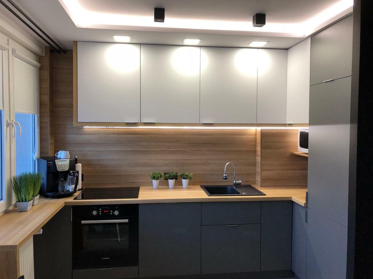 Family & Business Sauna Apartments Rynek Centrum Downtown - 2 Bedroom With Private Sauna, Balcony, Parking Kielce Ngoại thất bức ảnh